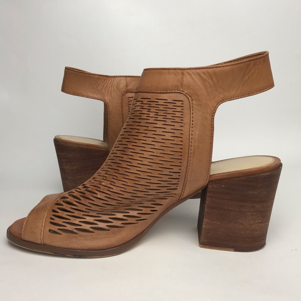 Vince Camuto Lavette Peep Toe Ankle Booties Brown - Picture 3 of 8
